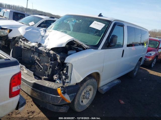 Photo 1 VIN: 1GAZGMFG2J1263724 - CHEVROLET EXPRESS 3500 