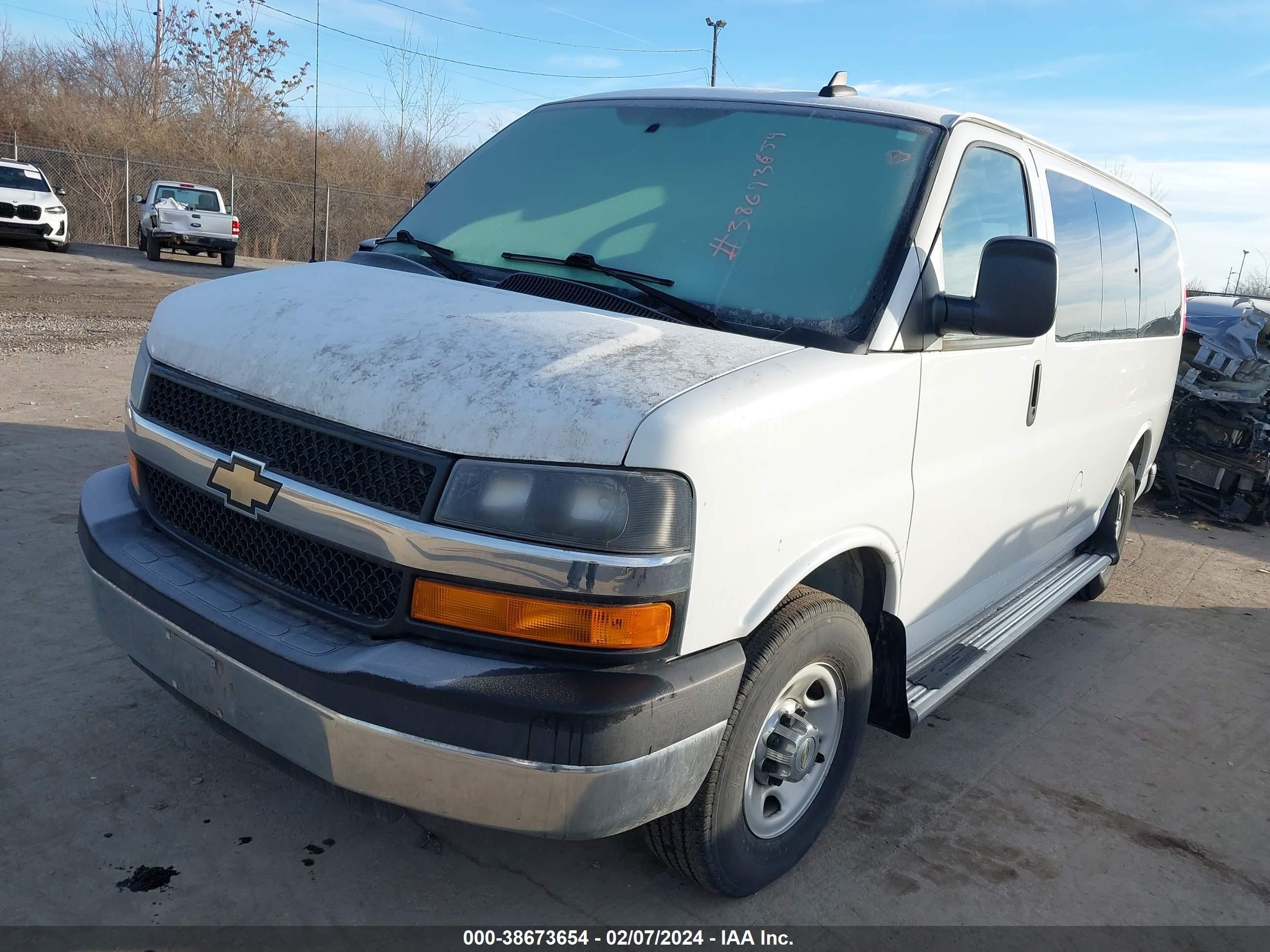 Photo 1 VIN: 1GAZGMFG9G1166576 - CHEVROLET EXPRESS 