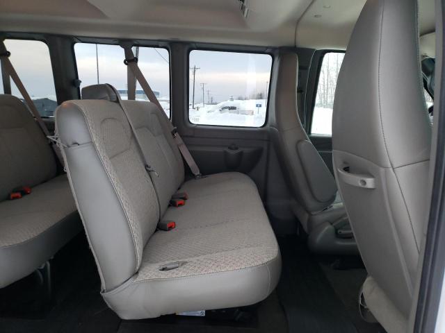 Photo 10 VIN: 1GAZGMFP2J1238872 - CHEVROLET EXPRESS 