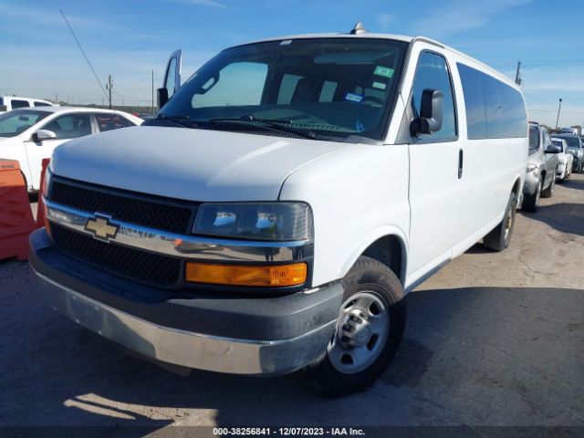 Photo 1 VIN: 1GAZGNFF0G1251027 - CHEVROLET EXPRESS PASSENGER 