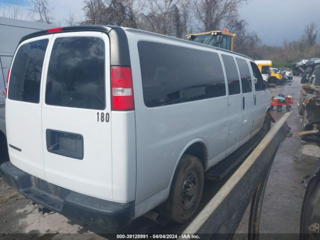 Photo 3 VIN: 1GAZGNFF1H1190546 - CHEVROLET EXPRESS 3500 