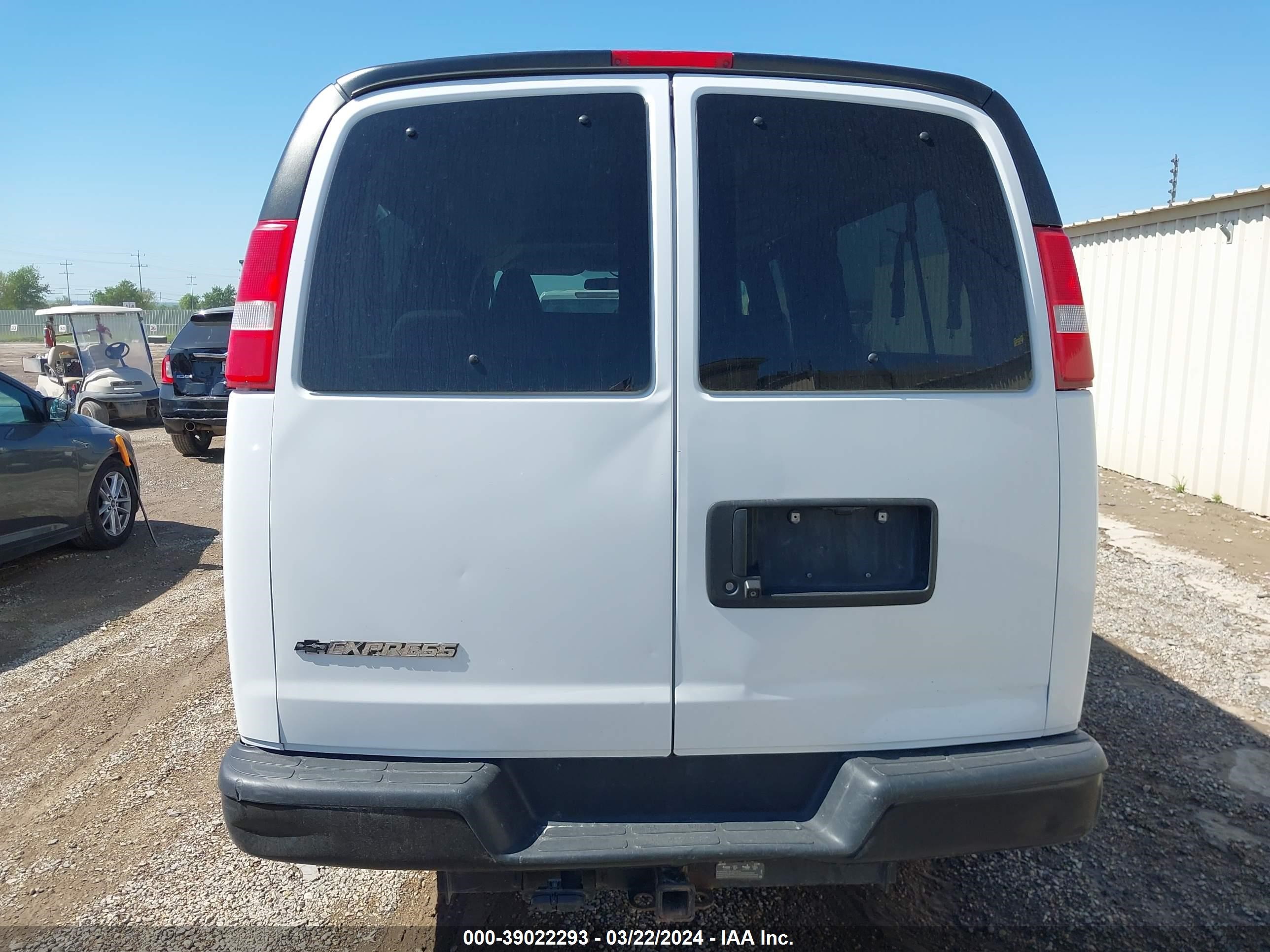 Photo 15 VIN: 1GAZGNFG1L1273539 - CHEVROLET EXPRESS 