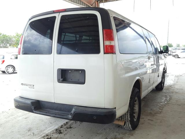 Photo 3 VIN: 1GAZGNFG5G1201202 - CHEVROLET EXPRESS 