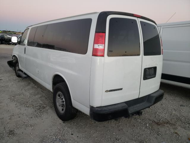 Photo 2 VIN: 1GAZGNFG5J1239648 - CHEVROLET EXPRESS PASSENGER 