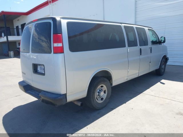 Photo 3 VIN: 1GAZGNFG5K1287572 - CHEVROLET EXPRESS 