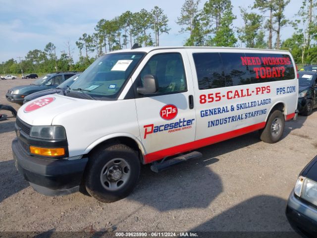 Photo 1 VIN: 1GAZGNFG8J1288942 - CHEVROLET EXPRESS 