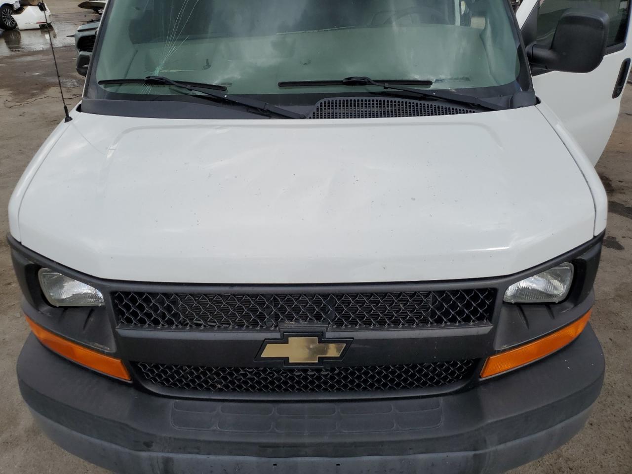 Photo 10 VIN: 1GAZGNFGXG1176085 - CHEVROLET EXPRESS 