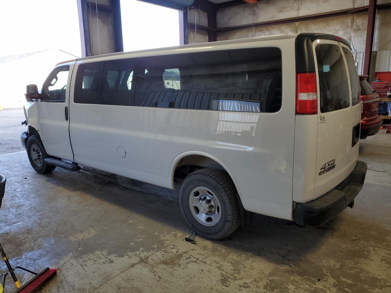 Photo 1 VIN: 1GAZGNFGXK1326236 - CHEVROLET EXPRESS 