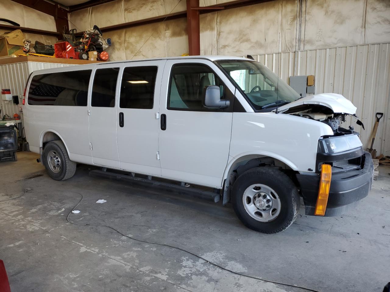 Photo 3 VIN: 1GAZGNFGXK1326236 - CHEVROLET EXPRESS 