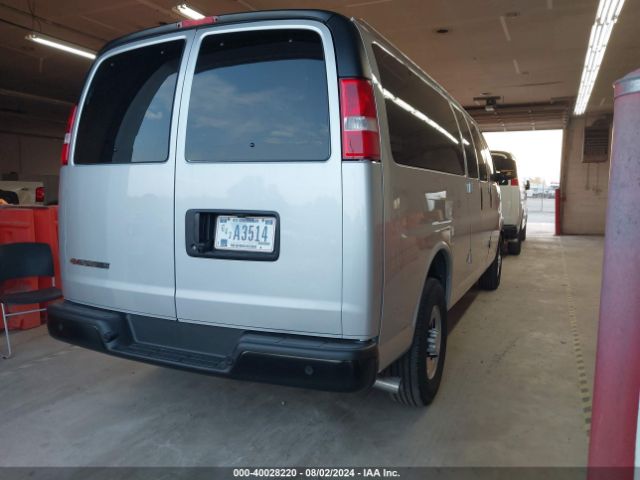 Photo 3 VIN: 1GAZGNFP2R1224777 - CHEVROLET EXPRESS 