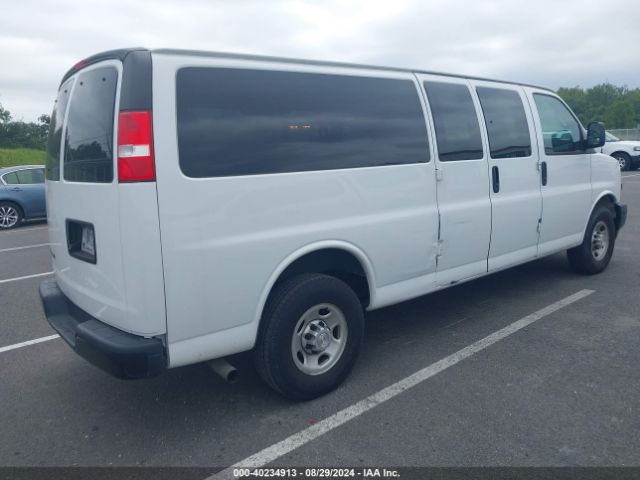 Photo 3 VIN: 1GAZGNFP5L1235599 - CHEVROLET EXPRESS 