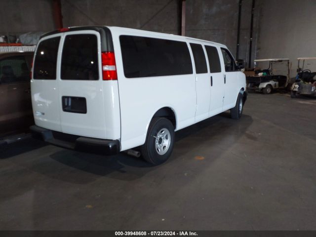 Photo 3 VIN: 1GAZGNFP8R1204579 - CHEVROLET EXPRESS 