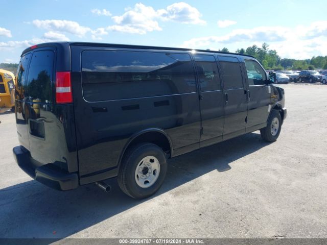 Photo 3 VIN: 1GAZGNFP8R1220474 - CHEVROLET EXPRESS 