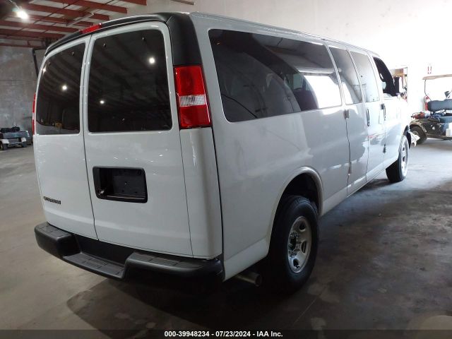 Photo 3 VIN: 1GAZGNFPXR1204115 - CHEVROLET EXPRESS 