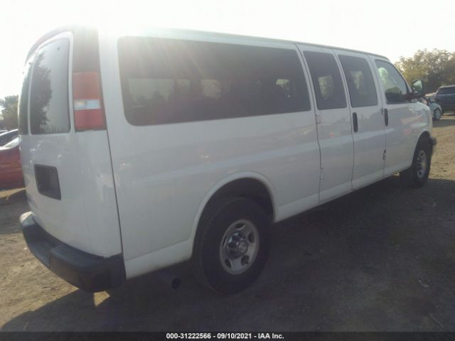 Photo 3 VIN: 1GAZGPFF8H1229984 - CHEVROLET EXPRESS PASSENGER 