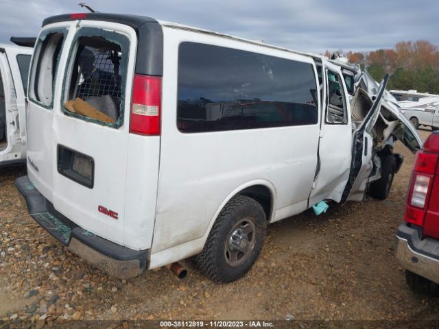 Photo 3 VIN: 1GAZGPFF9G1147034 - CHEVROLET EXPRESS 3500 