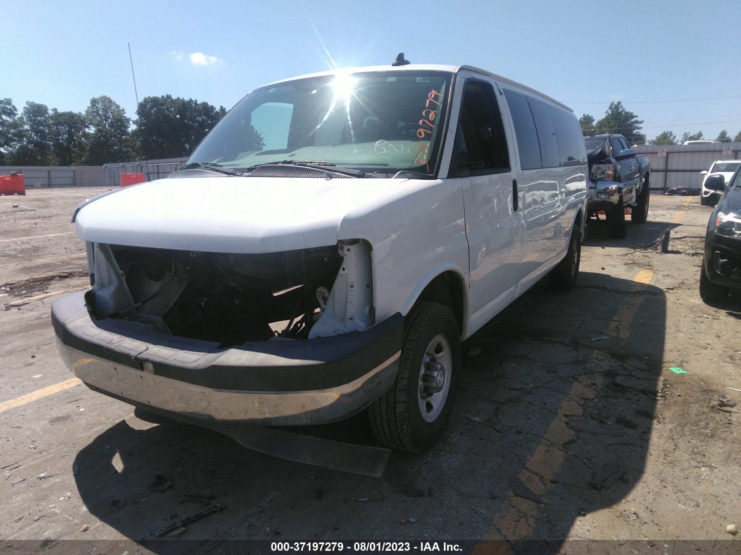 Photo 1 VIN: 1GAZGPFG0H1239949 - CHEVROLET EXPRESS 