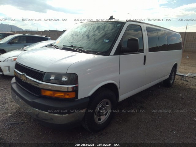 Photo 1 VIN: 1GAZGPFG0J1192380 - CHEVROLET EXPRESS PASSENGER 