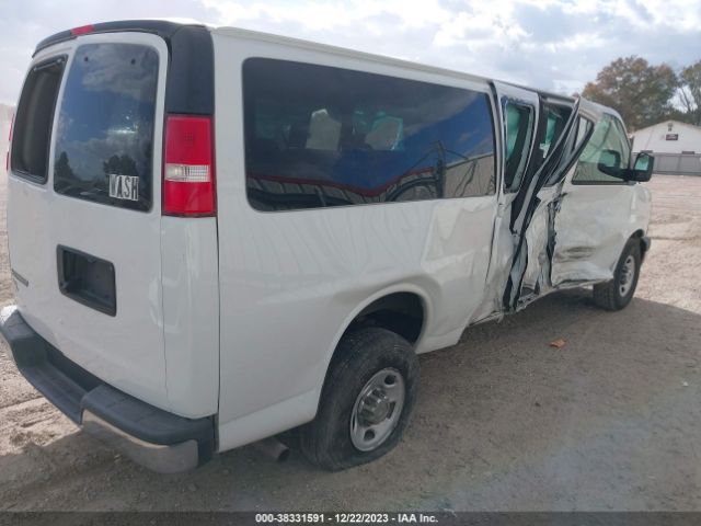 Photo 3 VIN: 1GAZGPFG0K1226240 - CHEVROLET EXPRESS 3500 