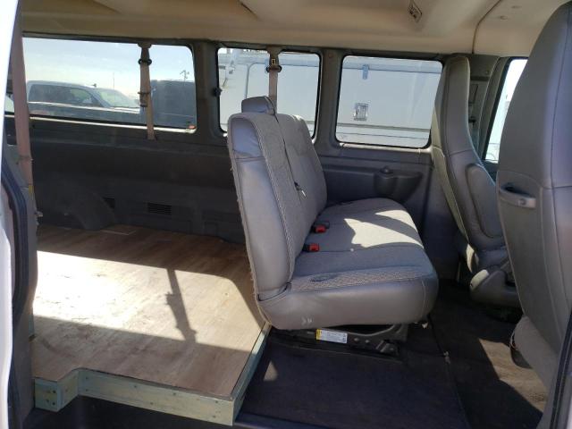 Photo 10 VIN: 1GAZGPFG0K1293064 - CHEVROLET EXPRESS PASSENGER 