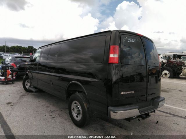 Photo 2 VIN: 1GAZGPFG1H1262334 - CHEVROLET EXPRESS PASSENGER 