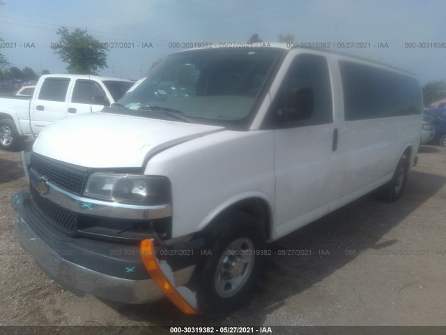 Photo 1 VIN: 1GAZGPFG2G1218311 - CHEVROLET EXPRESS PASSENGER 