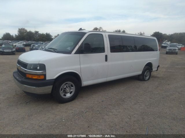 Photo 1 VIN: 1GAZGPFG2J1257553 - CHEVROLET EXPRESS PASSENGER 