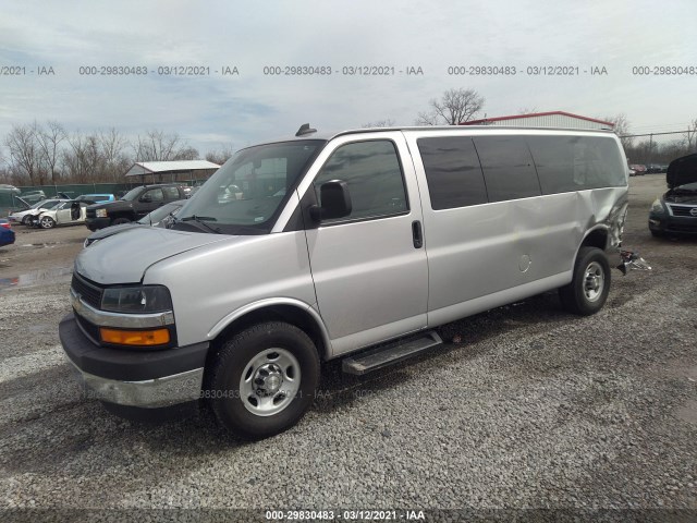 Photo 1 VIN: 1GAZGPFG2K1281062 - CHEVROLET EXPRESS PASSENGER 