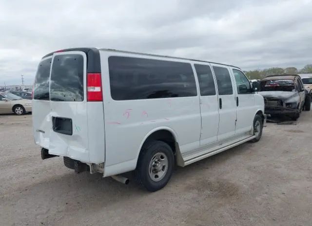 Photo 3 VIN: 1GAZGPFG3K1167216 - CHEVROLET EXPRESS 3500 