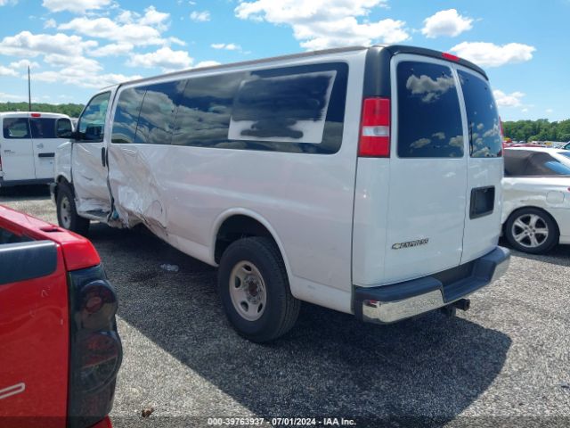 Photo 2 VIN: 1GAZGPFG4H1334210 - CHEVROLET EXPRESS 