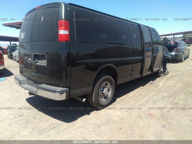 Photo 3 VIN: 1GAZGPFG4J1308101 - CHEVROLET EXPRESS PASSENGER 