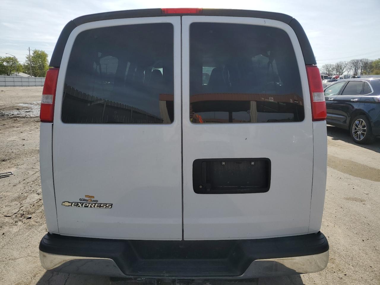 Photo 5 VIN: 1GAZGPFG4K1145807 - CHEVROLET EXPRESS 