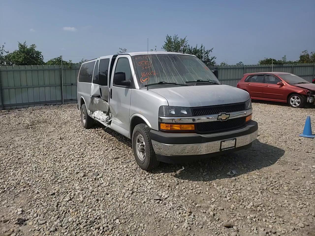 Photo 10 VIN: 1GAZGPFG5K1181117 - CHEVROLET EXPRESS G3 