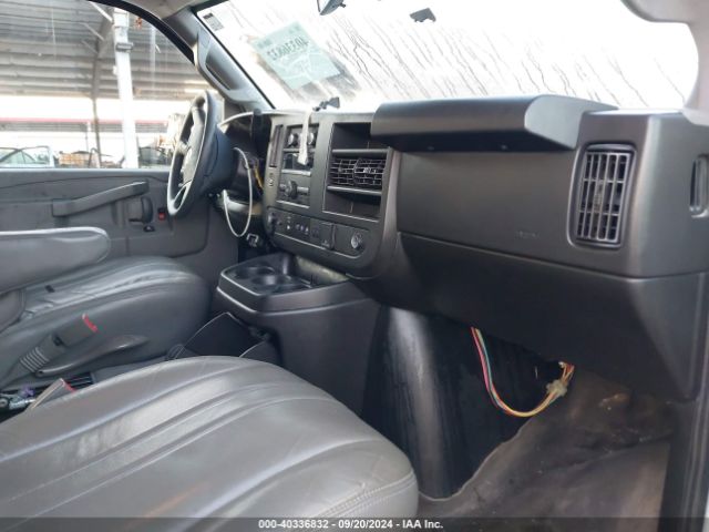 Photo 4 VIN: 1GAZGPFG5K1181389 - CHEVROLET EXPRESS 