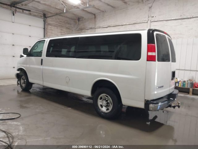 Photo 2 VIN: 1GAZGPFG6J1267888 - CHEVROLET EXPRESS 