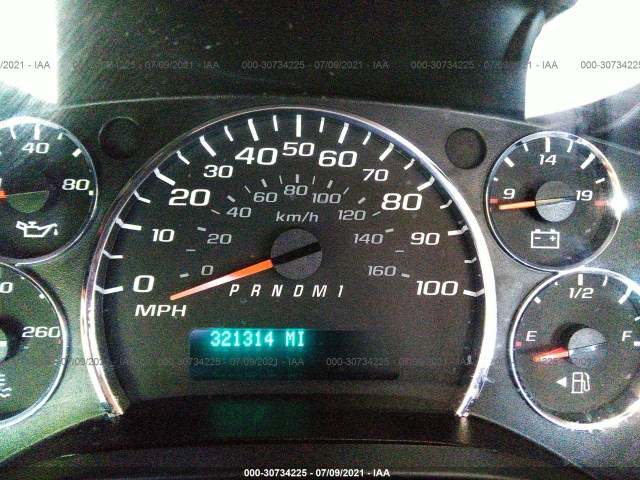 Photo 6 VIN: 1GAZGPFG7G1183488 - CHEVROLET EXPRESS PASSENGER 