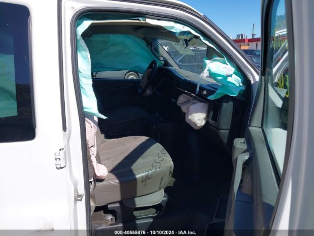 Photo 4 VIN: 1GAZGPFG7H1131490 - CHEVROLET EXPRESS 