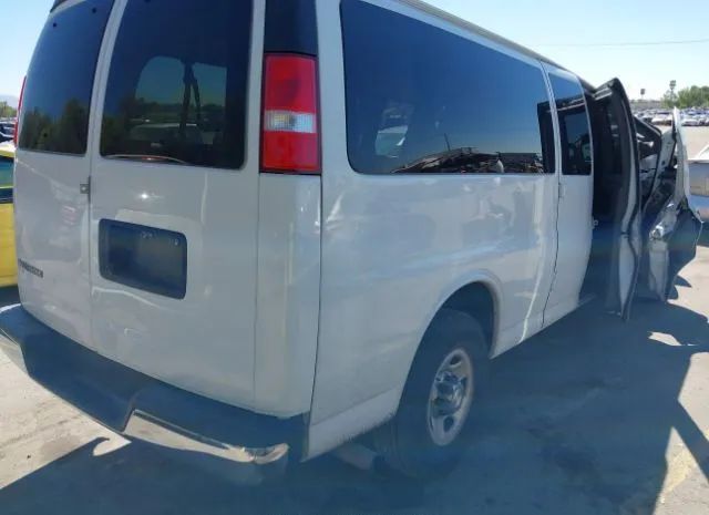 Photo 3 VIN: 1GAZGPFG7J1310036 - CHEVROLET EXPRESS 