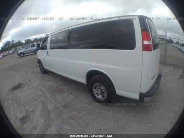 Photo 2 VIN: 1GAZGPFG8K1150928 - CHEVROLET EXPRESS PASSENGER 