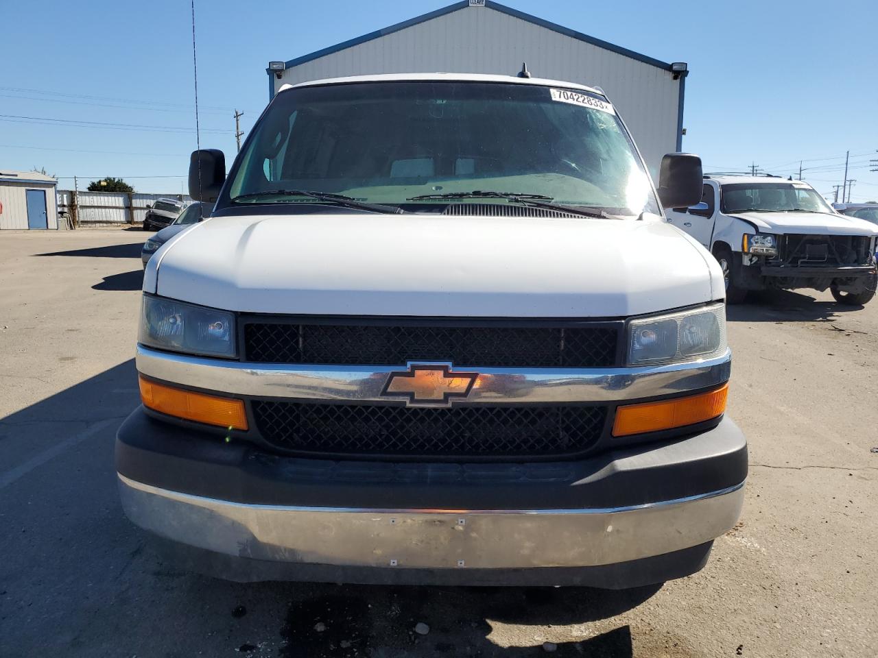 Photo 4 VIN: 1GAZGPFG9H1147724 - CHEVROLET EXPRESS 