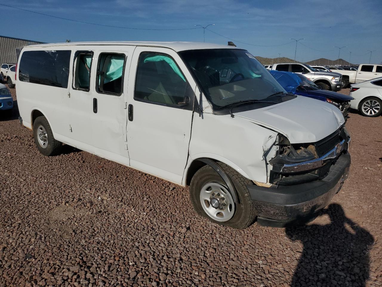 Photo 3 VIN: 1GAZGPFG9H1175152 - CHEVROLET EXPRESS 