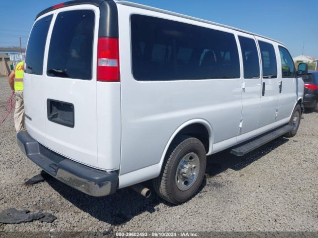 Photo 3 VIN: 1GAZGPFG9J1288590 - CHEVROLET EXPRESS 