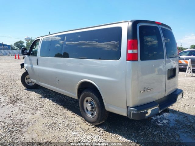 Photo 2 VIN: 1GAZGPFGXJ1188806 - CHEVROLET EXPRESS 