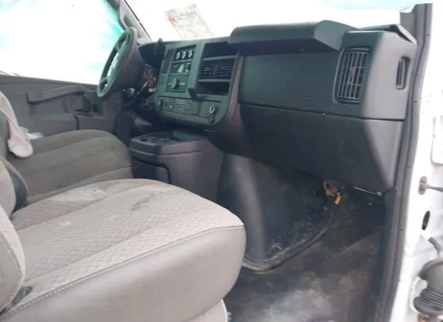 Photo 4 VIN: 1GAZGPFGXK1295615 - CHEVROLET EXPRESS 