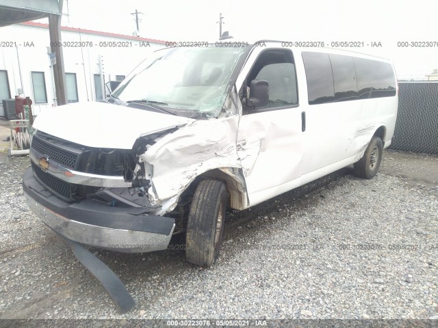 Photo 1 VIN: 1GAZGPFGXK1340181 - CHEVROLET EXPRESS PASSENGER 