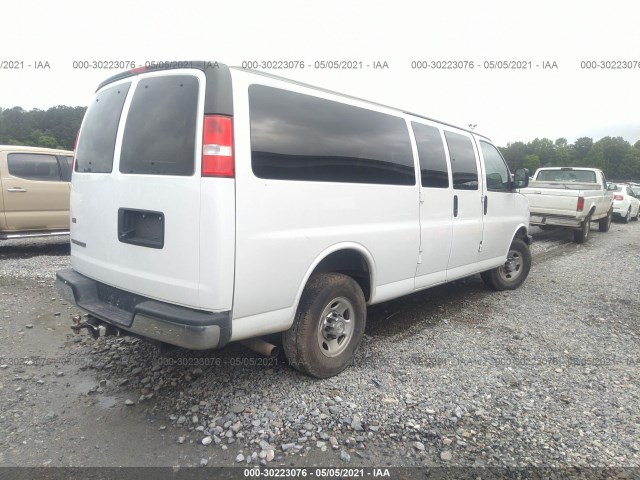 Photo 3 VIN: 1GAZGPFGXK1340181 - CHEVROLET EXPRESS PASSENGER 