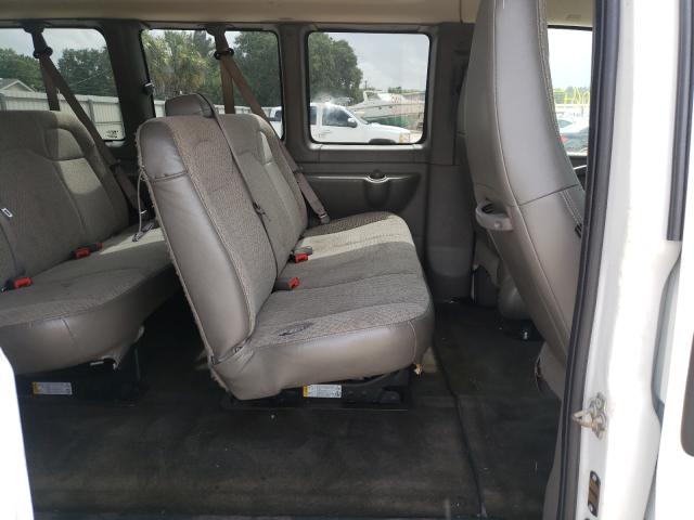 Photo 5 VIN: 1GAZGPFP5K1178489 - CHEVROLET EXPRESS PASSENGER 