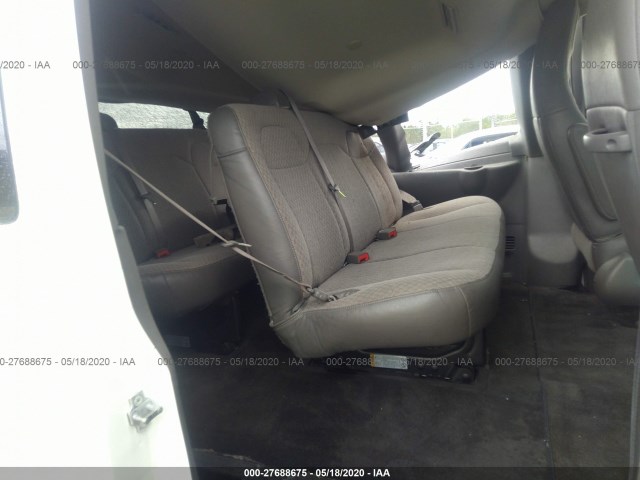 Photo 7 VIN: 1GAZGPFP9J1191406 - CHEVROLET EXPRESS PASSENGER 