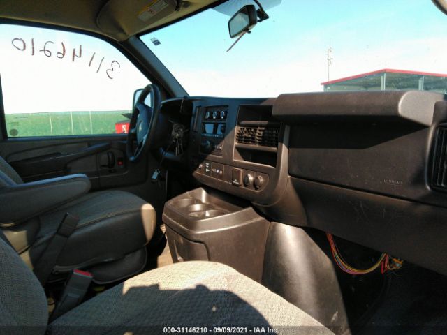 Photo 4 VIN: 1GAZGYFG0F1199505 - CHEVROLET EXPRESS PASSENGER 