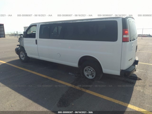 Photo 2 VIN: 1GAZGZFG4C1156738 - CHEVROLET EXPRESS PASSENGER 